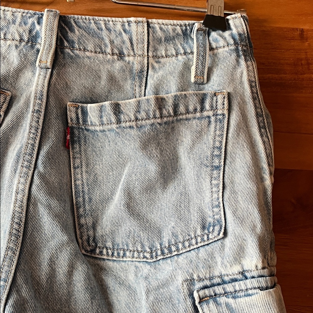 Levi's Denim Cargo Jean Shorts - Picture 6 of 11